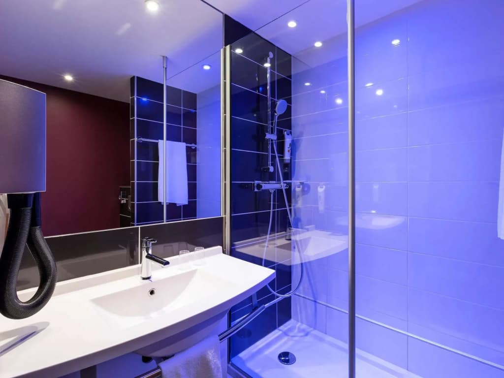 ibis Styles Blois Centre Gare - Miniature 7