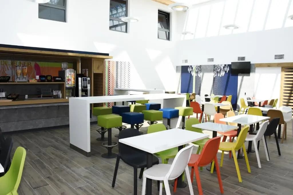 ibis budget Langres - Photo 3