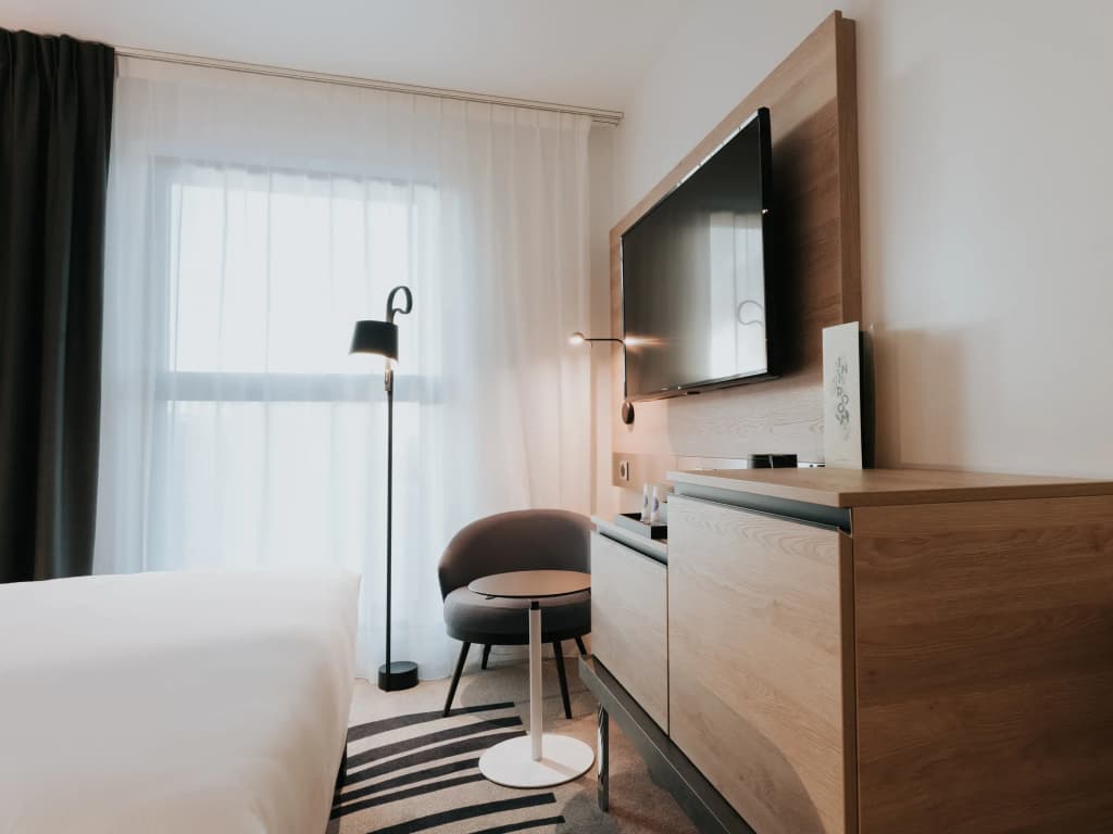 Novotel Angers Centre Gare - Miniature 6