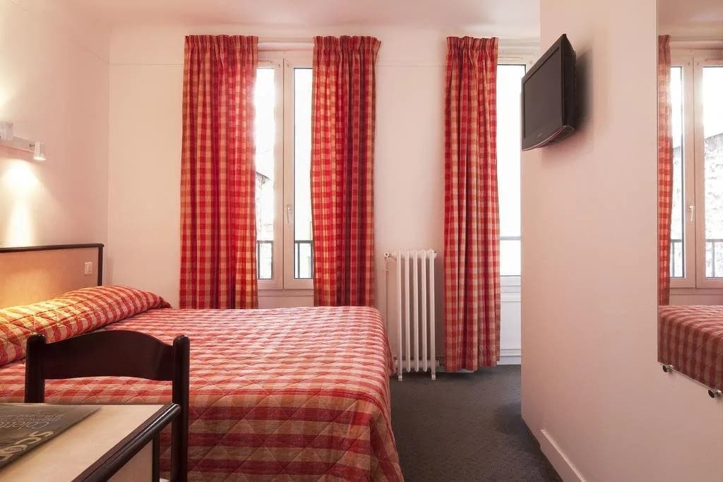 Pacific Hotel Fondary - Photo 2