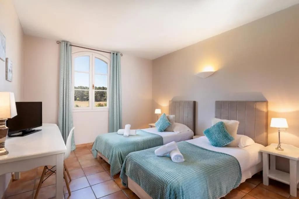 Hotel La Bastide Saint Martin - Miniature 7