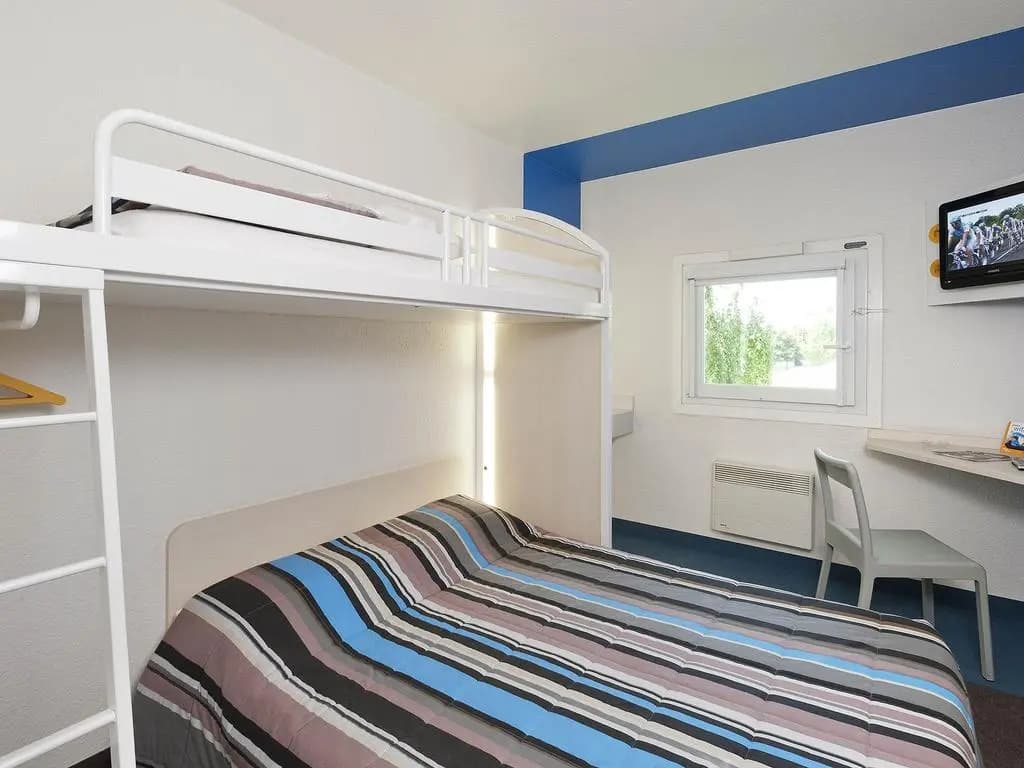 Hotelf1 Niort St Maixent - Miniature 6