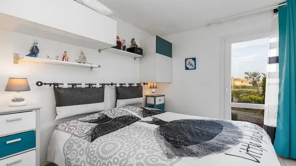 Stylish Stay by the Sea - Photo 1