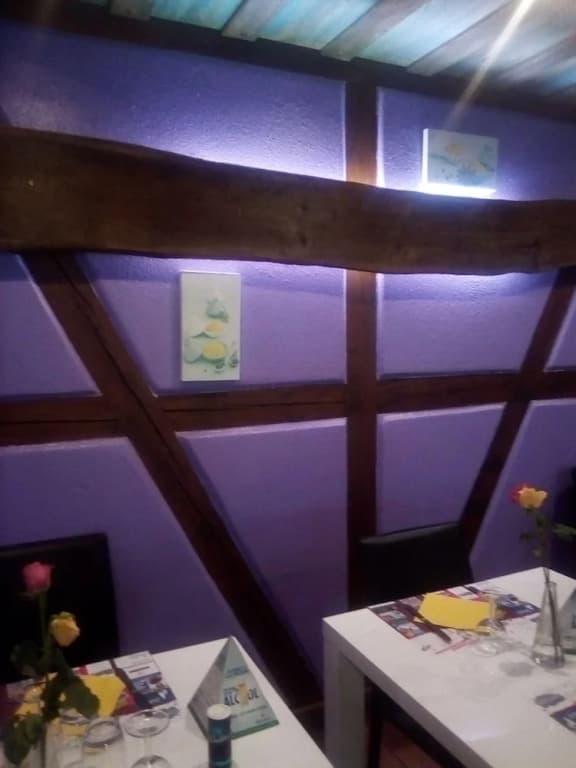 Hotel Restaurant Chez Valerie - Photo 1