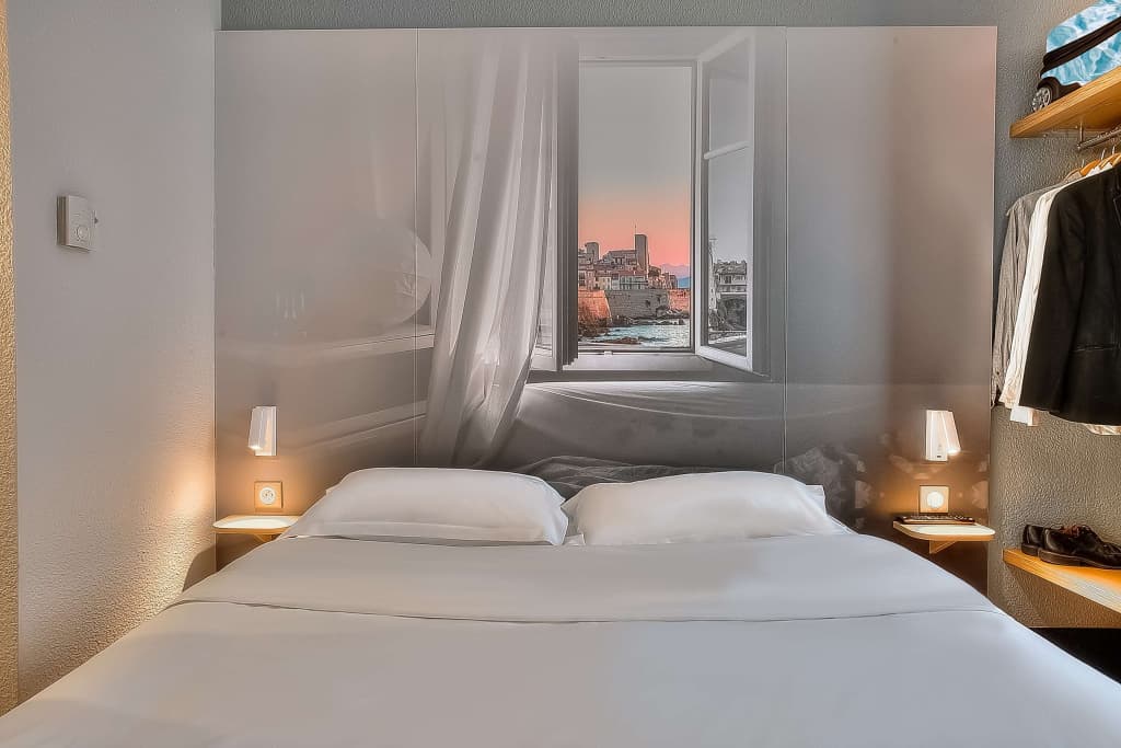 B&B HOTEL Antibes Sophia Antipolis - Photo 3