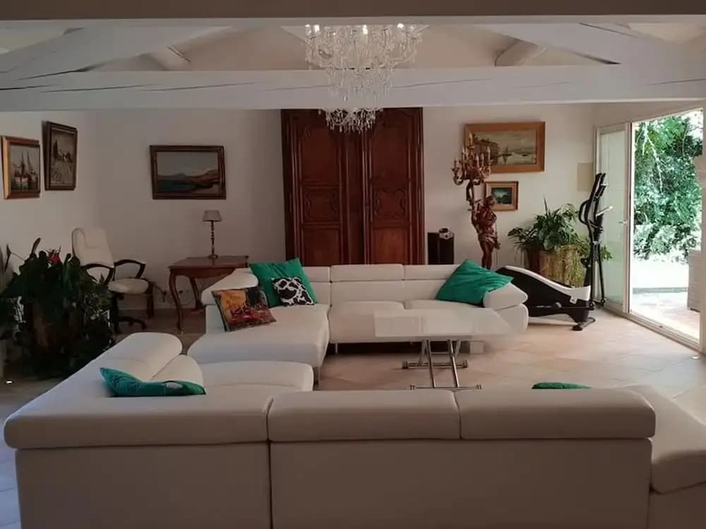 Villa in an Idyllic and Relaxing Setting Near Orange - Miniature 7