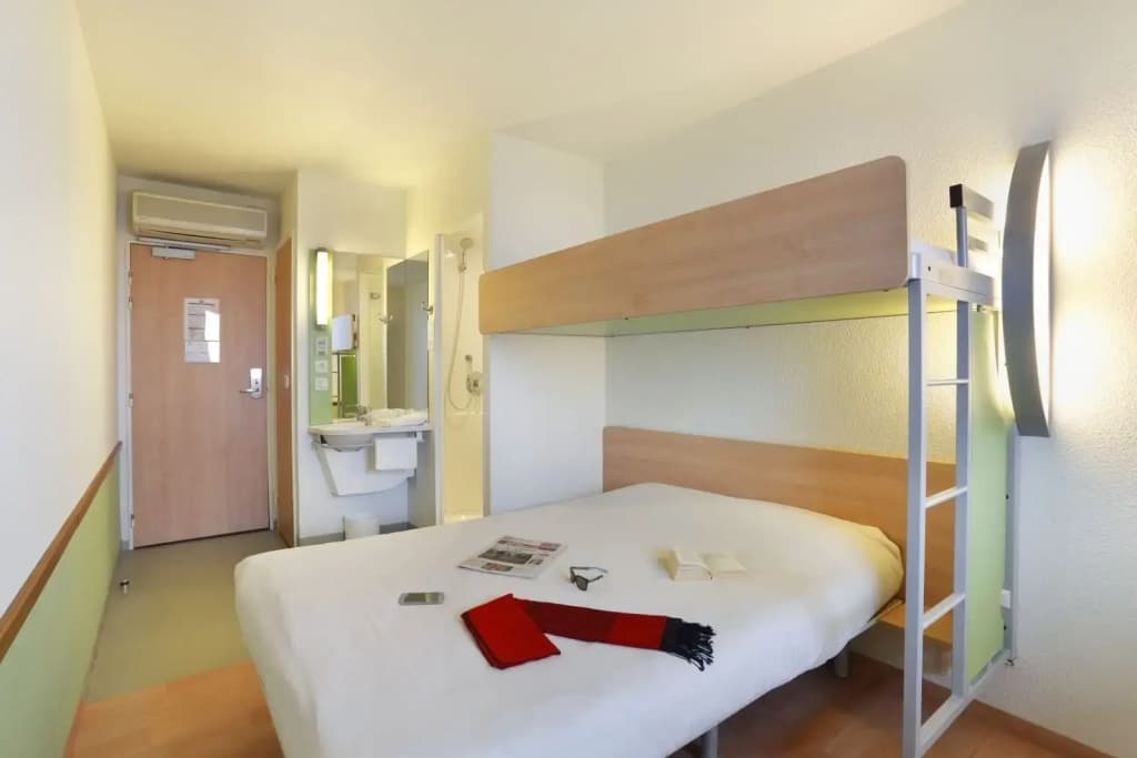 ibis budget Cosne-sur-Loire - Photo 4