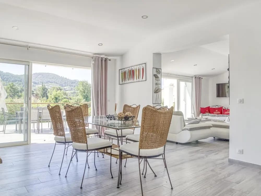 Villa in La Cadiere-d'azur With Private Pool - Miniature 6