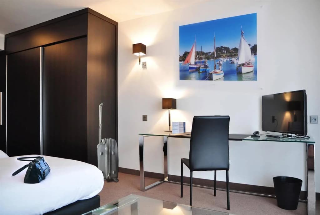 Golden Tulip Pornic Suites - Photo 5