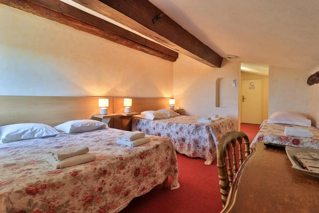 Logis Hotel Le Relais Imperial - Photo 3