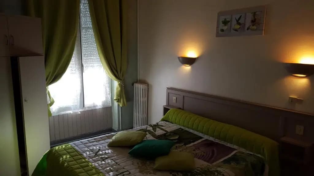 Hotel Ronsin - Photo 3