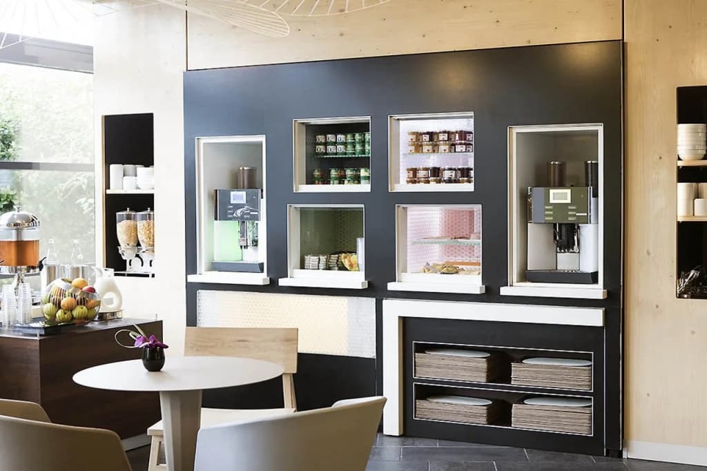 Novotel Suites Cannes Centre - Photo 2