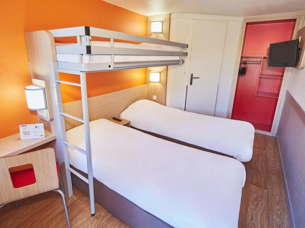 Hôtel Premiere Classe Melun Senart - Vert Saint Denis - Photo 5