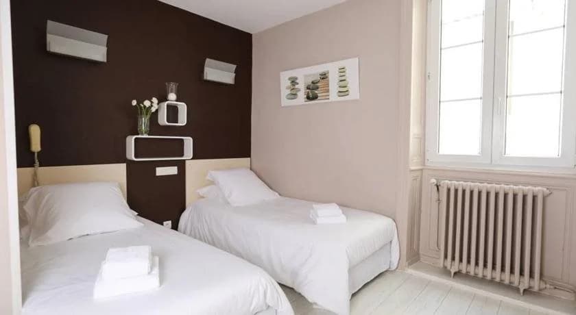 Hôtel Saint James - Photo 5
