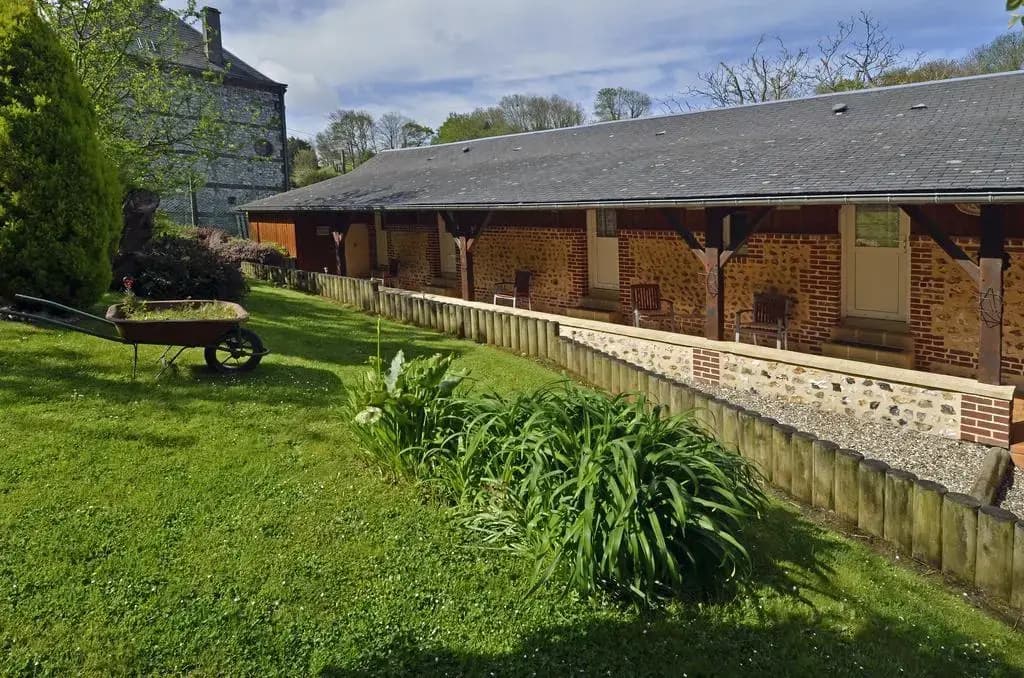 Auberge Les Tonnelles - Photo 1