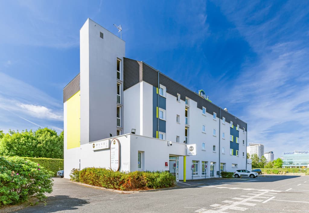 B&B HOTEL Tours Parc Expo St Avertin - Photo 1