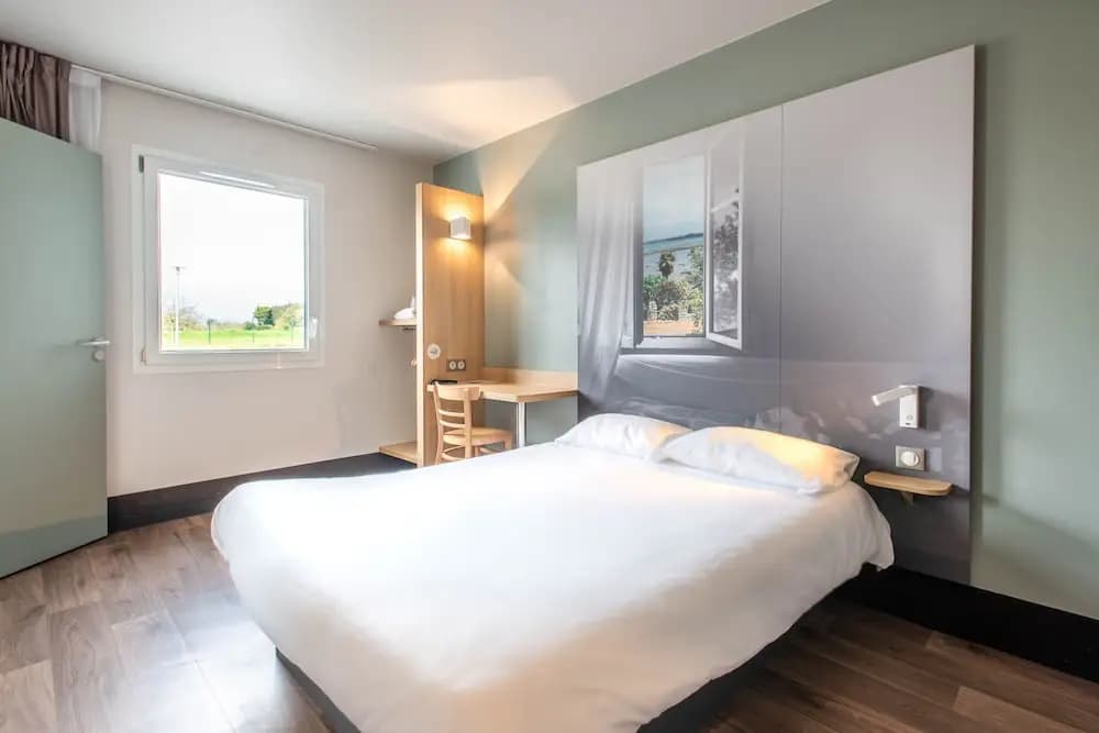 B&B HOTEL Vannes Ouest Golfe du Morbihan - Photo 5