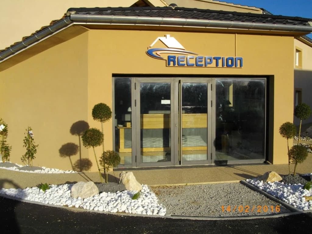 Residella House - Photo 1