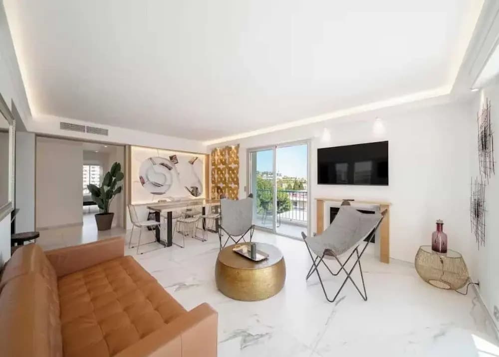 Modern Apartment - 3br- 6P - Palm Beah - Photo 5