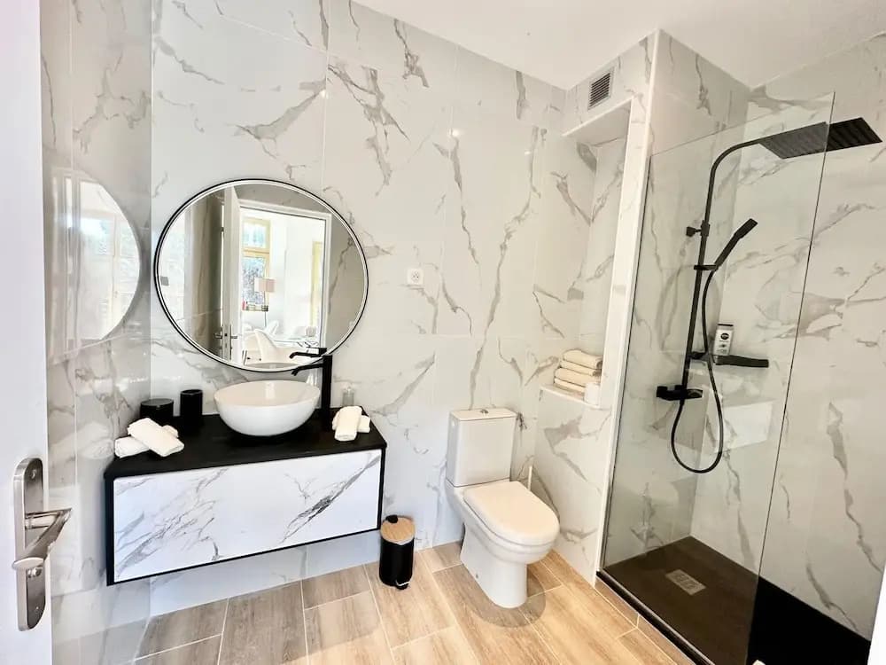 Modern Apartment - 1bd/4p - Center of St Tropez - Photo 4
