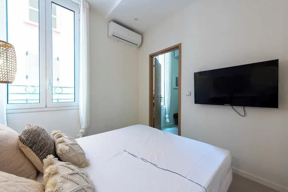 Modern Apartment -2bdr/6p - 300m From the Beach - Photo 3