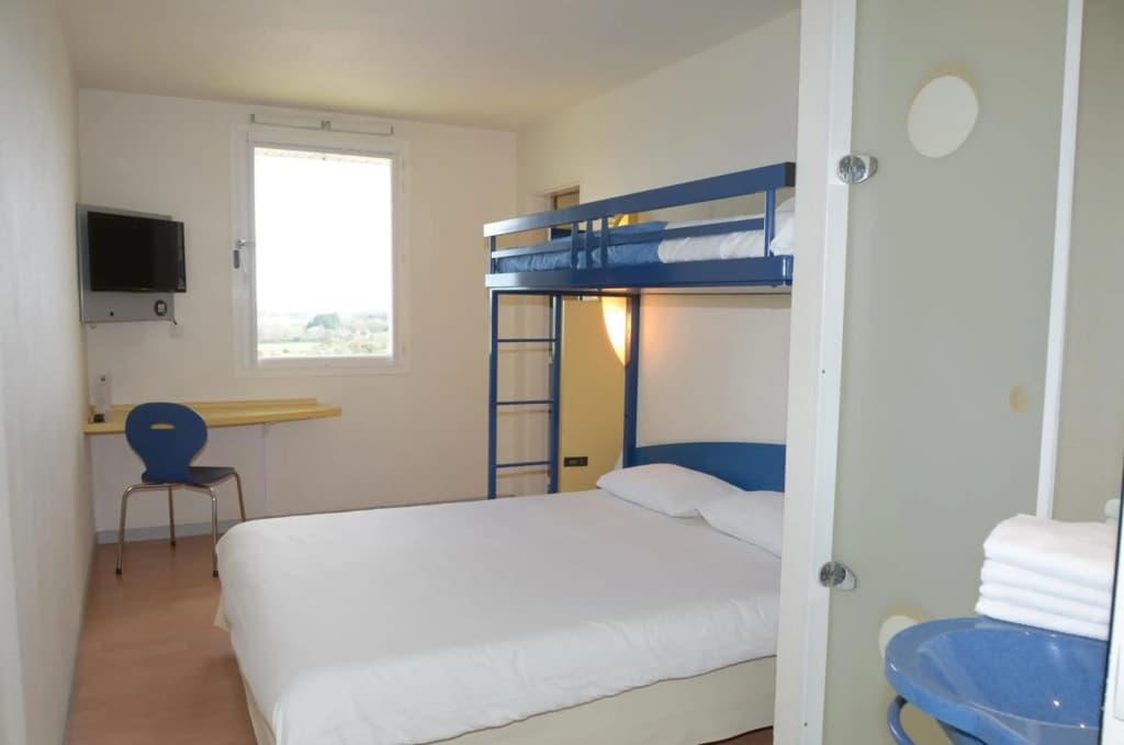 ibis budget Nevers Varennes Vauzelles - Photo 3