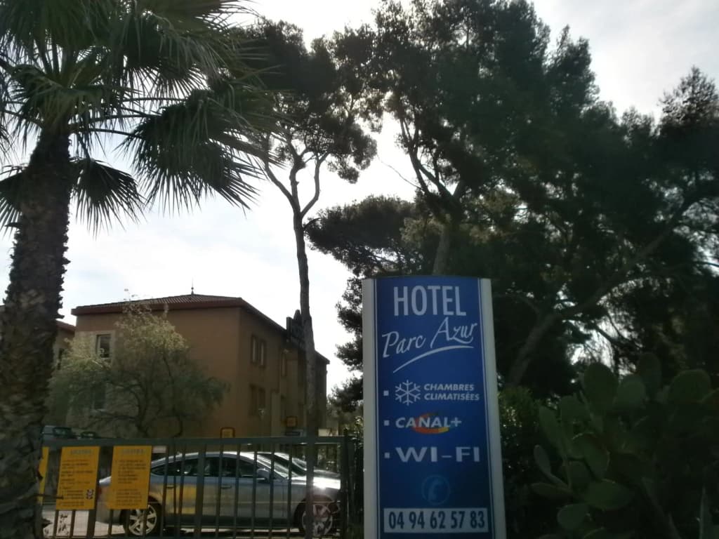 Hotel Parc Azur et Spa - Toulon Ollioules - Photo 1