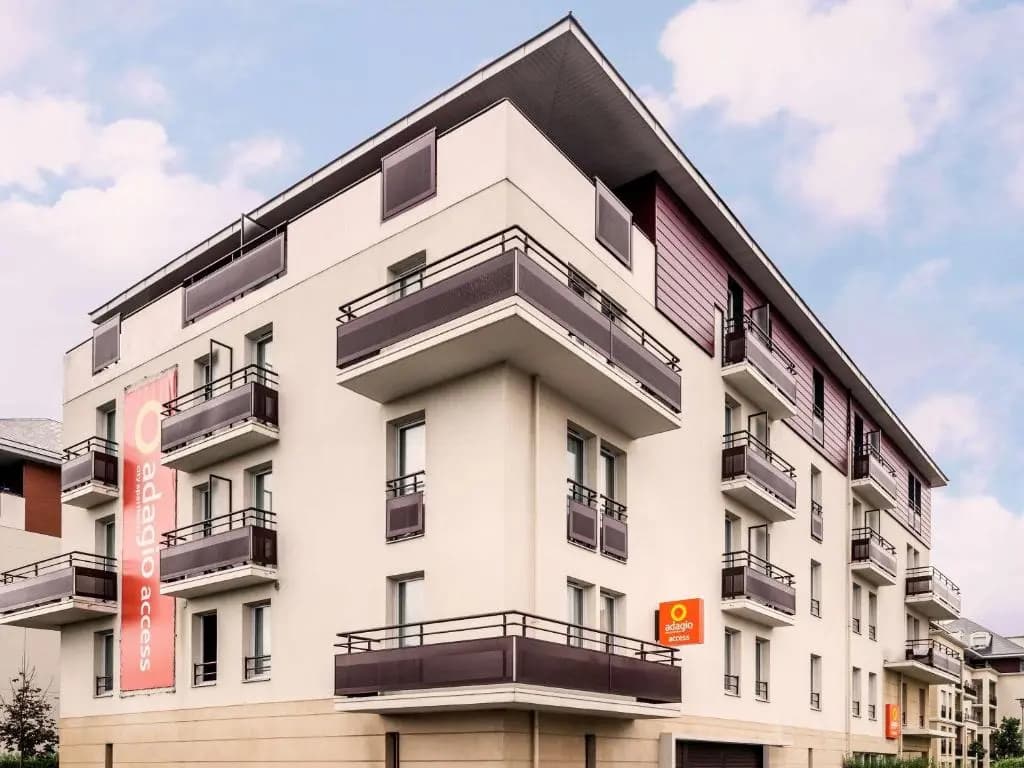 Aparthotel Adagio Access Carrières-sous-Poissy - Photo 1