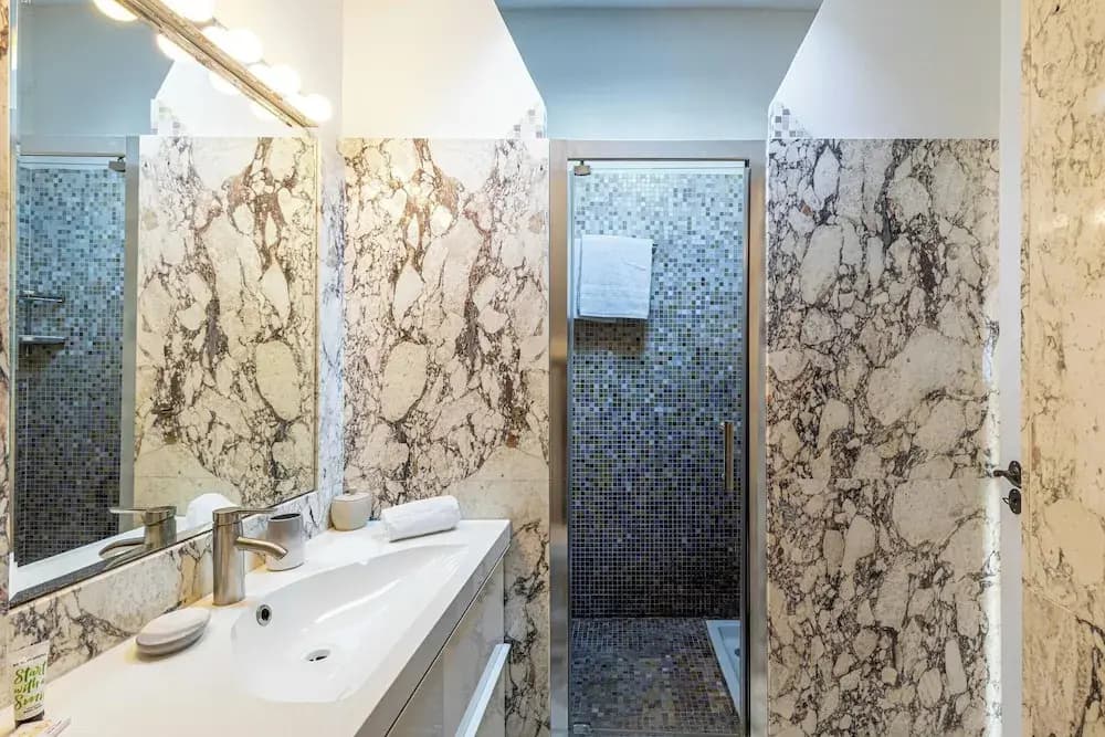 Renovated Duplex - Cannes Croisette Golden Square - Miniature 8