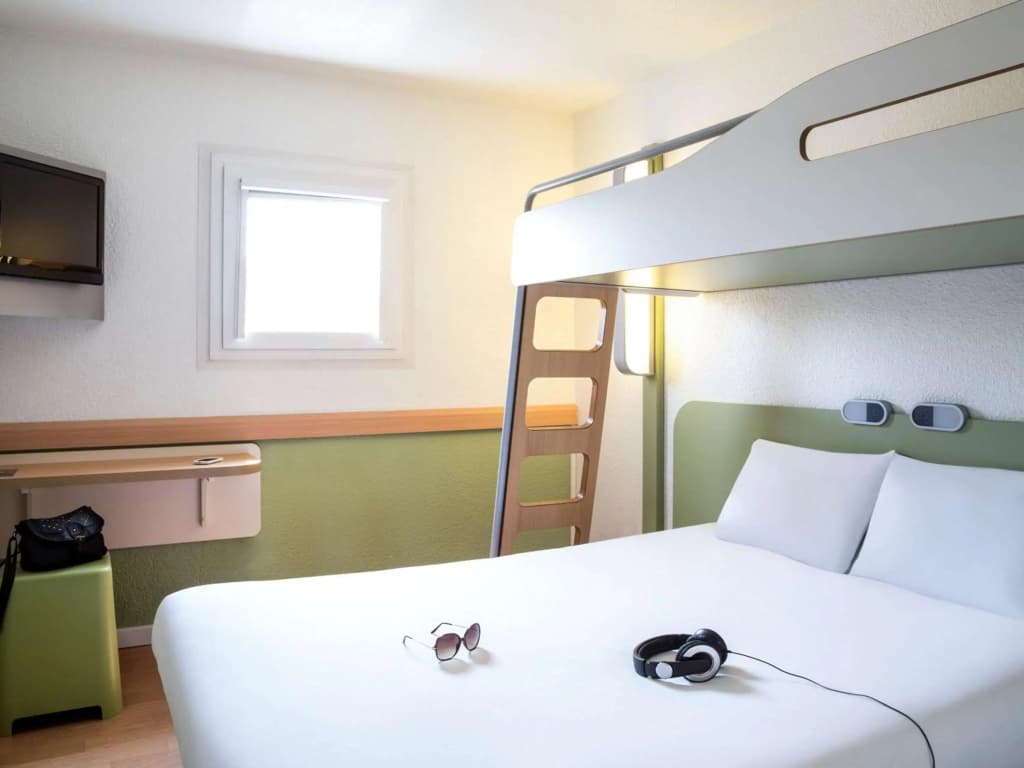 ibis budget Versailles Chateau Saint Cyr - Photo 4