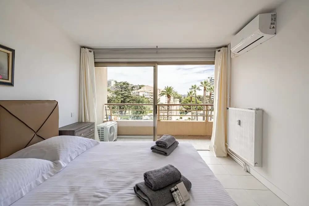 Very Nice Renovated Apartment - Cannes La Bocca - 3br/6p - Photo 2