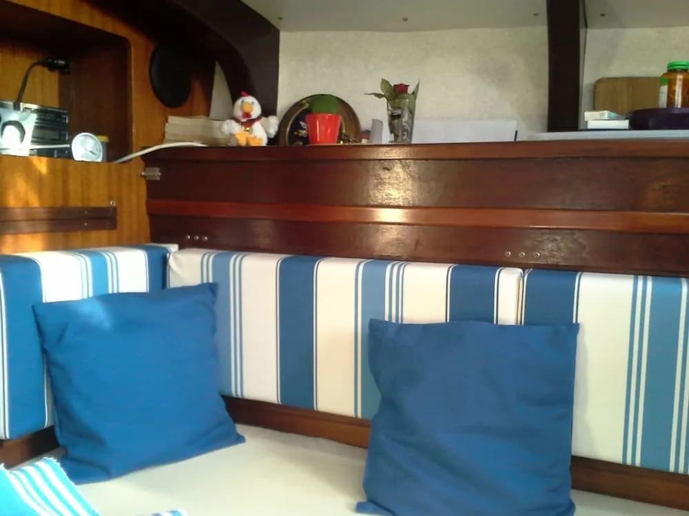 A Babord - Photo 2
