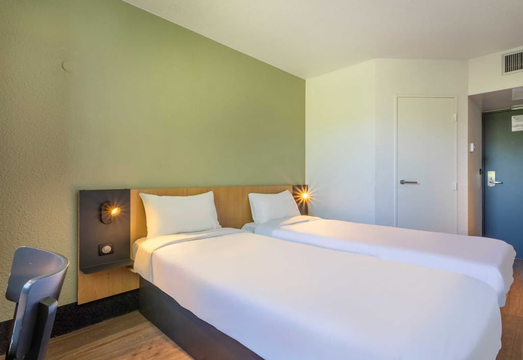 B&B HOTEL Toulon Ollioules - Photo 3