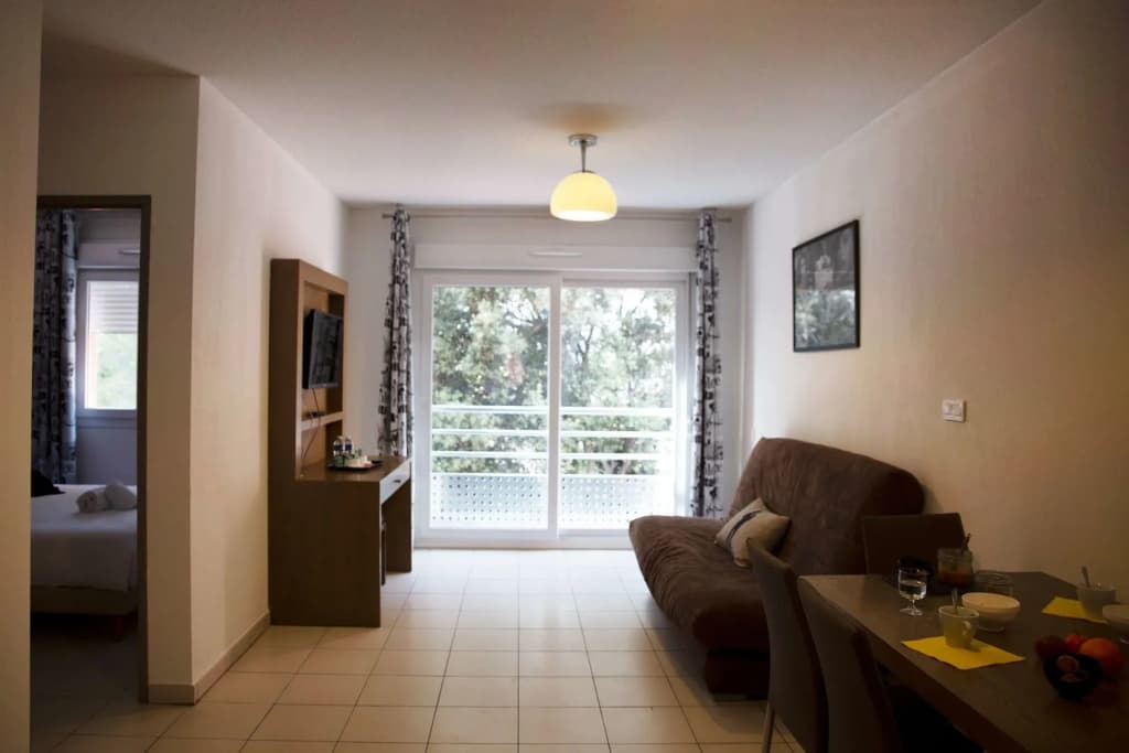 Comfort Aparthotel Antibes Le Maestria - Photo 2