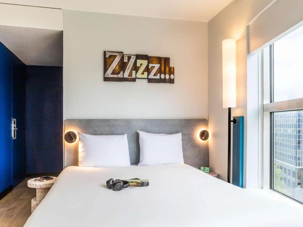 ibis budget Paris Porte de Montreuil - Photo 3