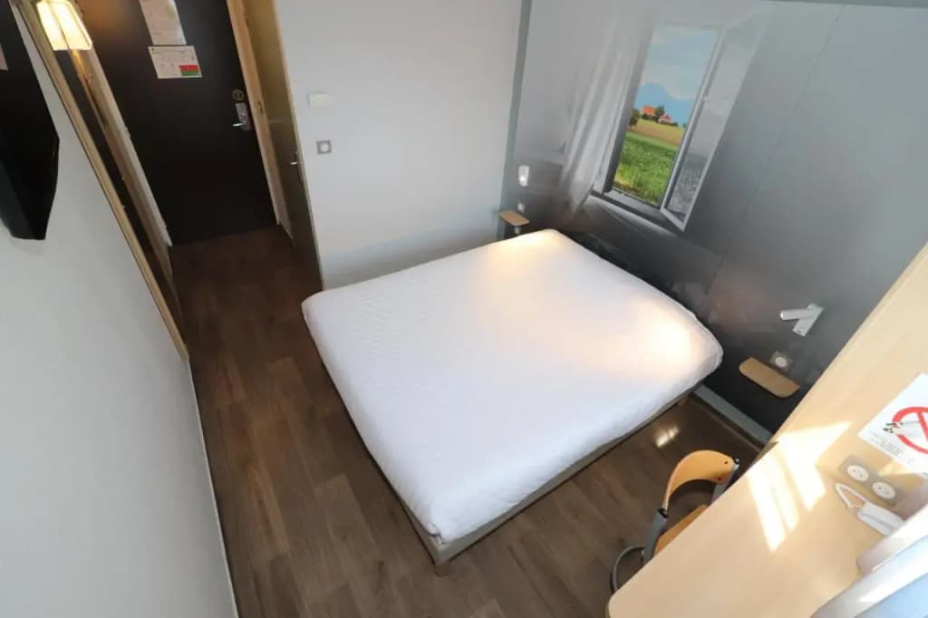 B&B HOTEL Clermont-Ferrand Aubière Sud - Photo 3