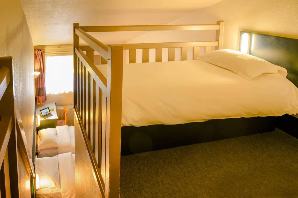 B&B HOTEL Lens Noyelles-Godault - Miniature 7