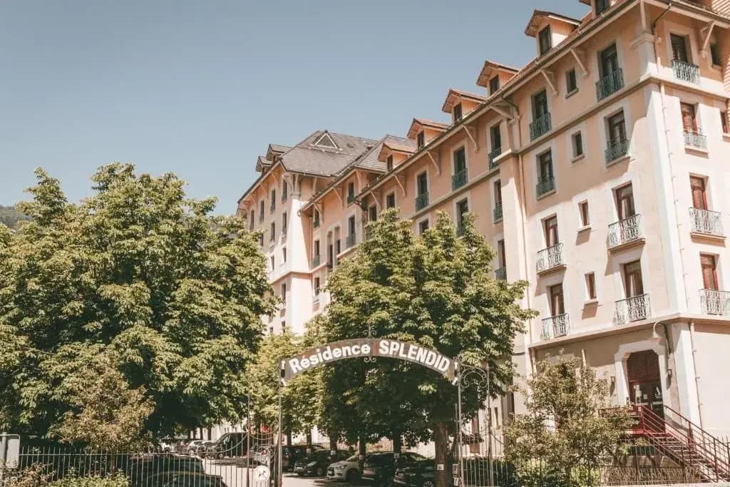 Terres de France - Appart'Hotel le Splendid - Photo 1