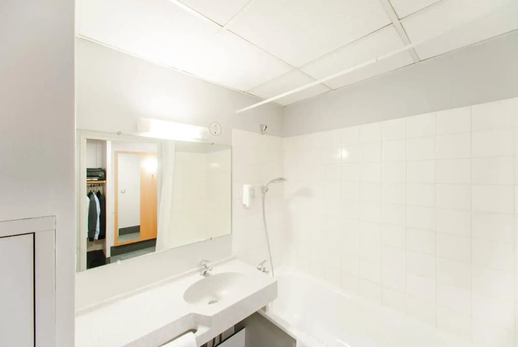 B&B HOTEL Quimper Sud - Miniature 8
