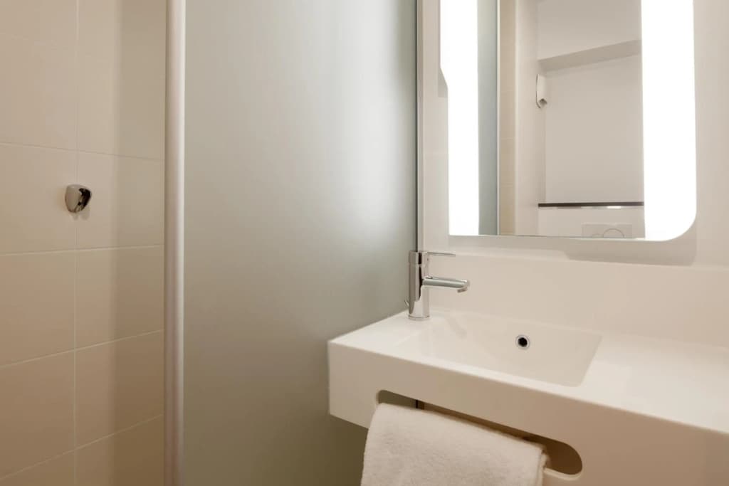 B&B HOTEL Champigny-sur-Marne - Miniature 7