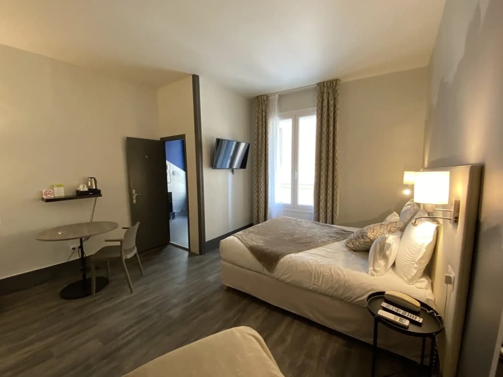 Majestic Hotel - Miniature 6