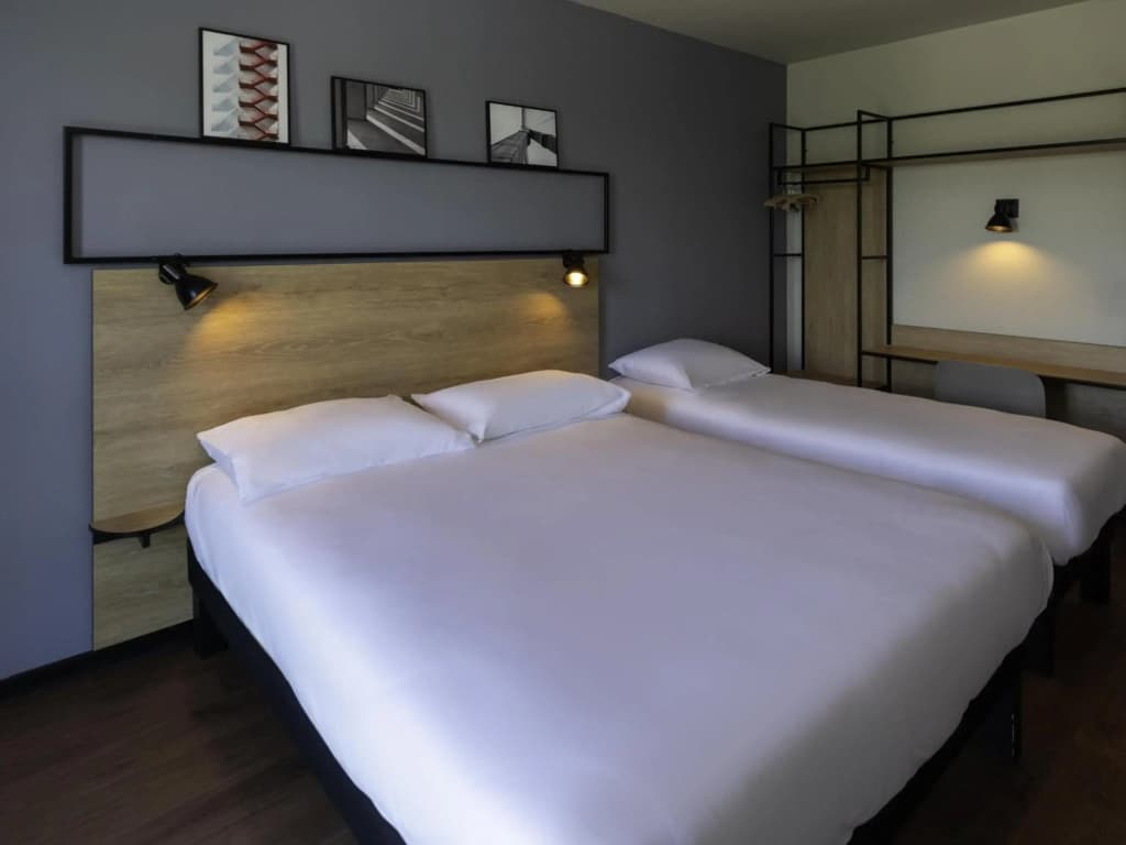 Ibis Marseille Marignane Technopole - Miniature 8