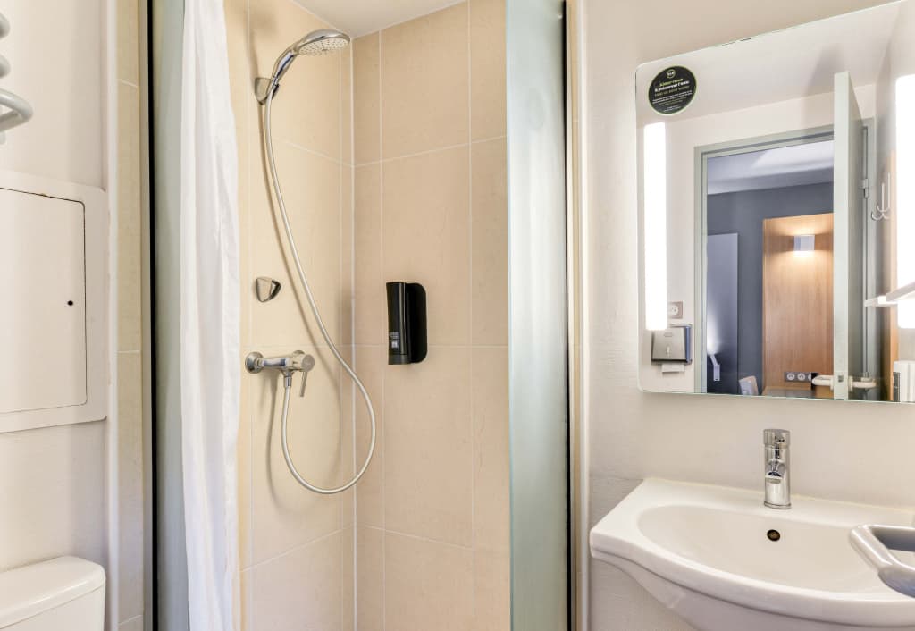 B&B HOTEL Narbonne (1) - Miniature 7