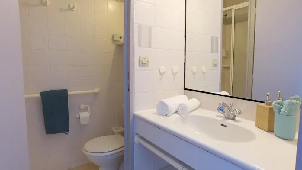 2 Room Apartment 3 People 1 Baby - Photo 5