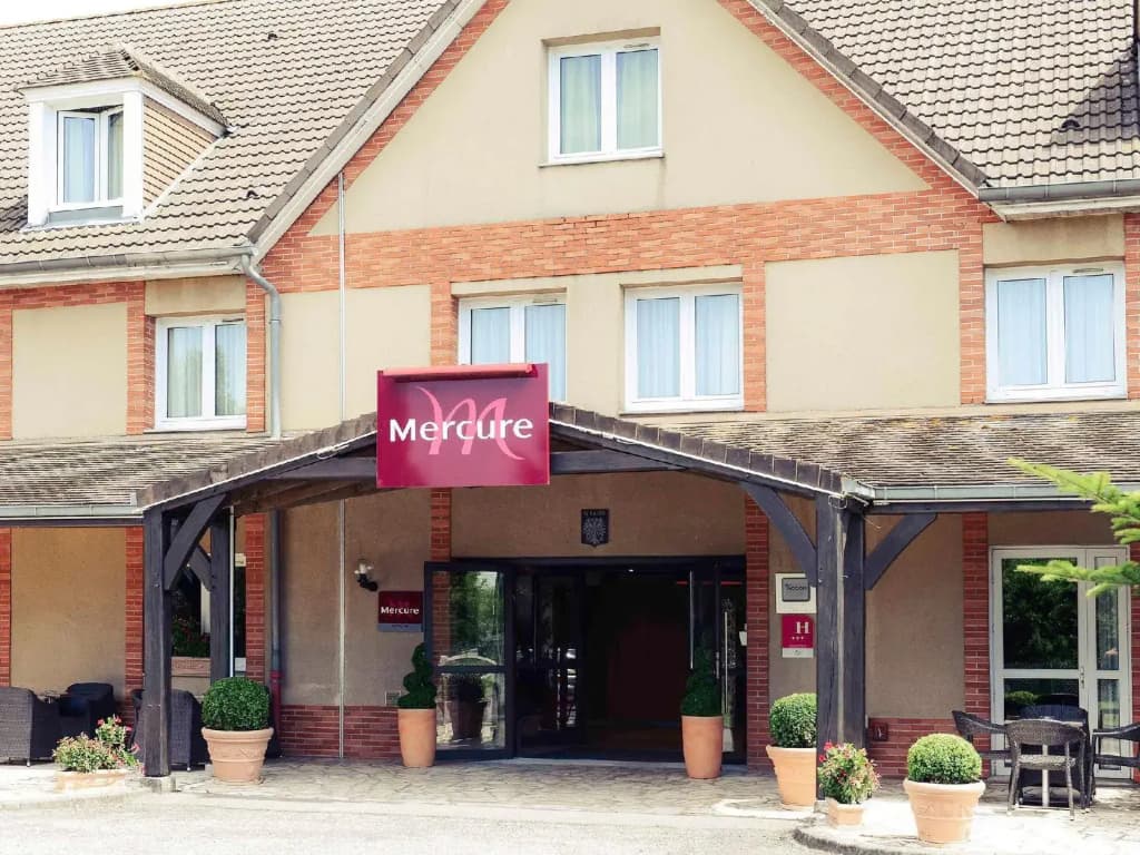 Brit Hotel Confort Alencon - Photo 1