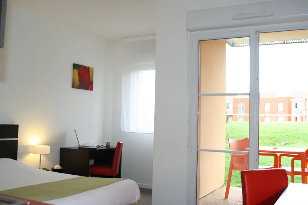 Appart'City Confort St Quentin en Yvelines - Bois d'Arcy - Photo 3