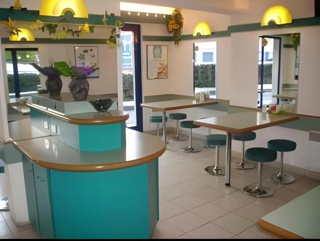 ibis budget Remiremont - Miniature 6