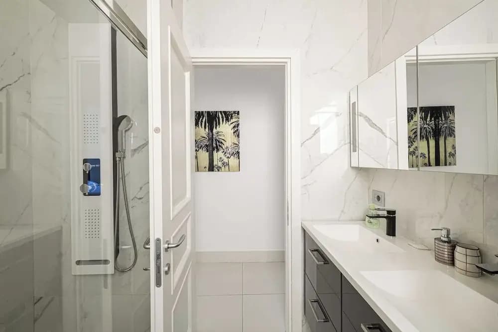Superb 68m2 Flat With 80m2 Terrace - 2ch/4p - Miniature 7