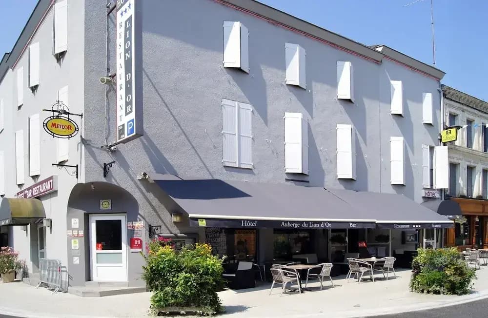 Hotel Du Lion D Or - Photo 1
