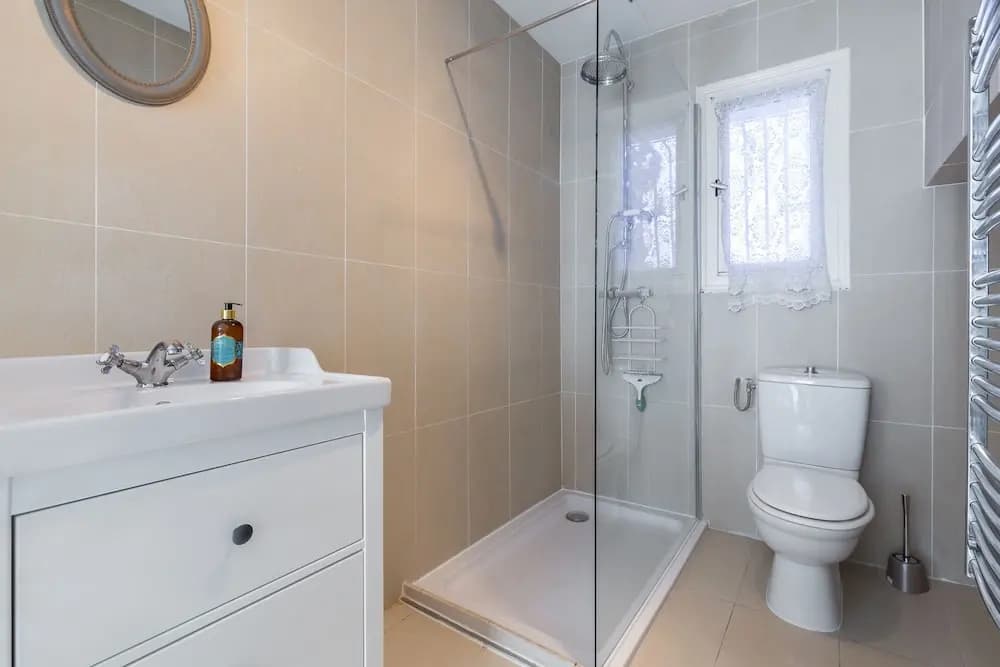 Forville Townhouse - Miniature 6